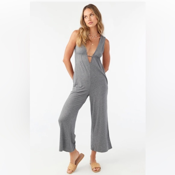 🔆O’NEILL🔆 IRYNA JUMPSUIT ROMPER PLANTS STRETCHY COMFORTABLE - Picture 4 of 16